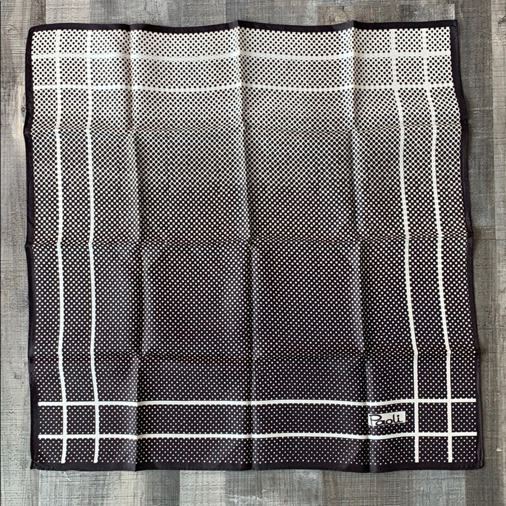 NWOT Paoli scarf. Never worn, perfect condition